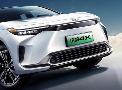 Toyota bZ4X front detail